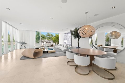 Casa en venta en Miami Beach, Florida, 4 dormitorios № 1466662 - foto 10