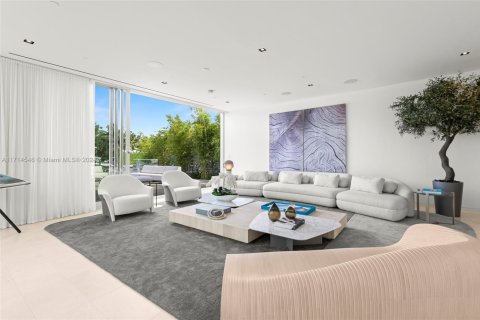 Casa en venta en Miami Beach, Florida, 4 dormitorios № 1466662 - foto 12