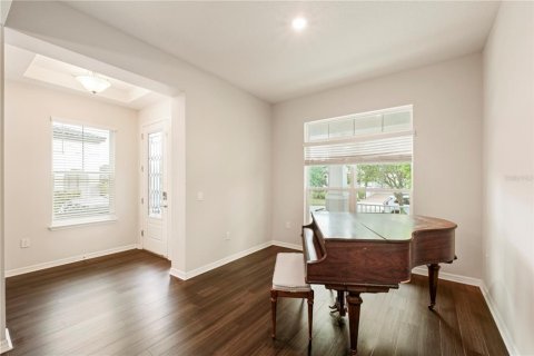 House in Winter Garden, Florida 4 bedrooms, 318.1 sq.m. № 1618591 - photo 5