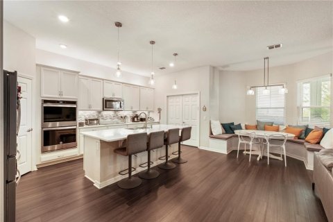 House in Winter Garden, Florida 4 bedrooms, 318.1 sq.m. № 1618591 - photo 9
