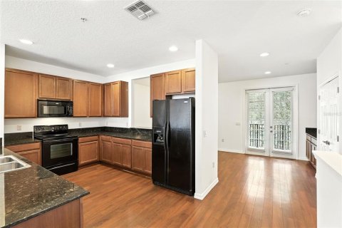 Touwnhouse à vendre à Lake Mary, Floride: 4 chambres, 199.37 m2 № 1906288 - photo 7