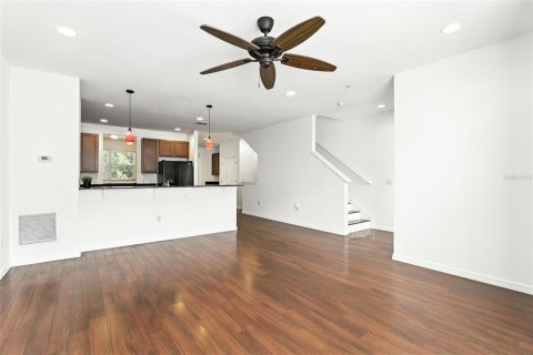 Touwnhouse à vendre à Lake Mary, Floride: 4 chambres, 199.37 m2 № 1906288 - photo 12