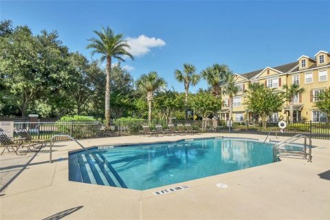 Touwnhouse à vendre à Lake Mary, Floride: 4 chambres, 199.37 m2 № 1906288 - photo 3