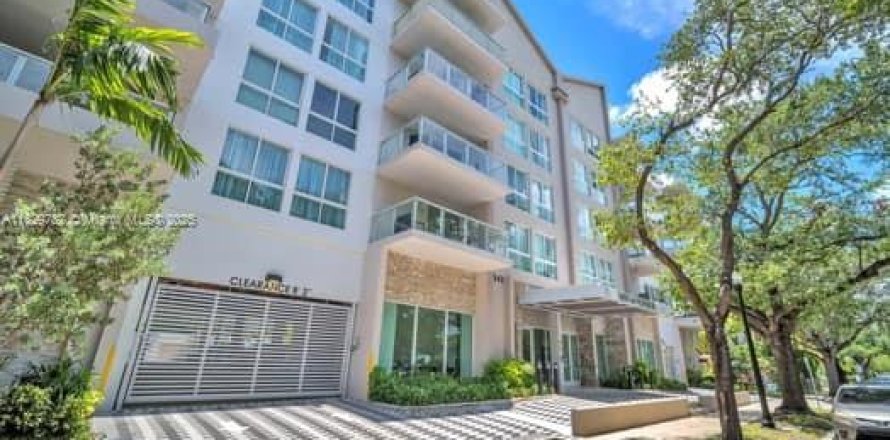 Condominio en Hollywood, Florida, 1 dormitorio № 1802439