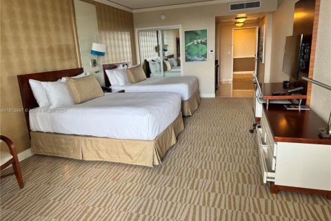 Condominio en venta en Sunny Isles Beach, Florida, 51.19 m2 № 1979218 - foto 6