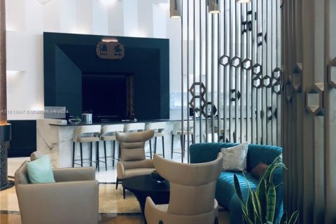 Condominio en venta en Sunny Isles Beach, Florida, 51.19 m2 № 1979218 - foto 22