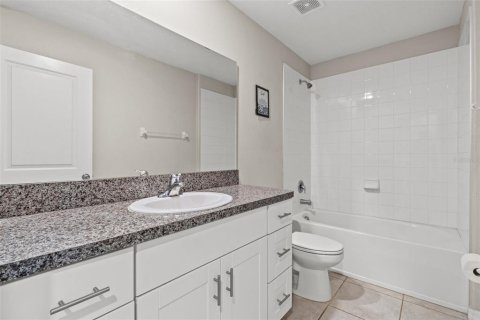 House in Wimauma, Florida 4 bedrooms, 177.81 sq.m. № 1837928 - photo 28