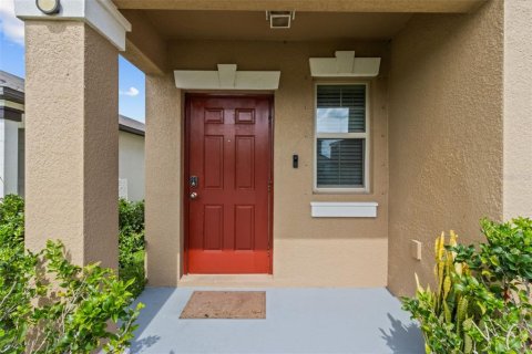 House in Wimauma, Florida 4 bedrooms, 177.81 sq.m. № 1837928 - photo 3