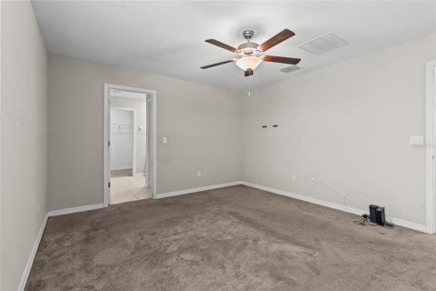 House in Wimauma, Florida 4 bedrooms, 177.81 sq.m. № 1837928 - photo 17