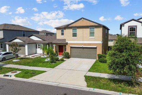 House in Wimauma, Florida 4 bedrooms, 177.81 sq.m. № 1837928 - photo 2