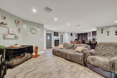 Купить виллу или дом в Бока-Ратон, Флорида 3 комнаты, 163.23м2, № 2083827 - фото 6