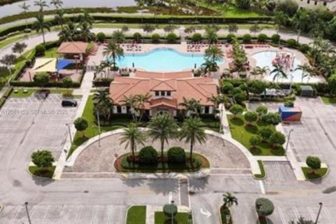 Adosado en venta en Homestead, Florida, 3 dormitorios, 140.47 m2 № 2375291 - foto 30