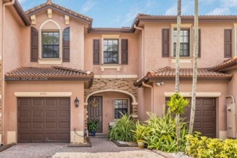 Adosado en Homestead, Florida 3 dormitorios, 140.47 m2 № 2375291