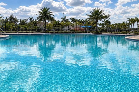Adosado en venta en Homestead, Florida, 3 dormitorios, 140.47 m2 № 2375291 - foto 24