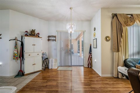 Casa en venta en Spring Hill, Florida, 3 dormitorios, 267.74 m2 № 2105200 - foto 19
