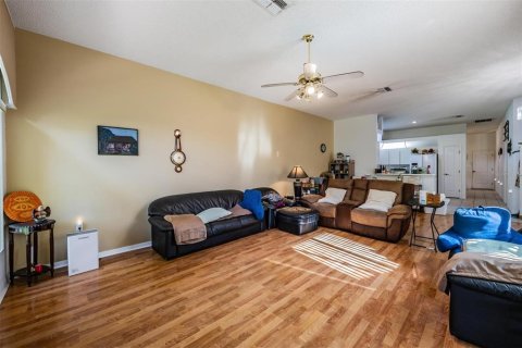 Casa en venta en Spring Hill, Florida, 3 dormitorios, 267.74 m2 № 2105200 - foto 22