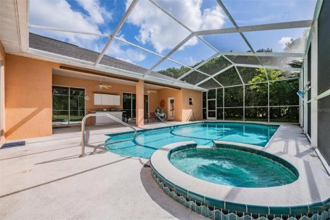 Casa en venta en Spring Hill, Florida, 3 dormitorios, 267.74 m2 № 2105200 - foto 2