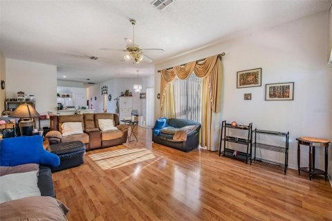 Casa en venta en Spring Hill, Florida, 3 dormitorios, 267.74 m2 № 2105200 - foto 23