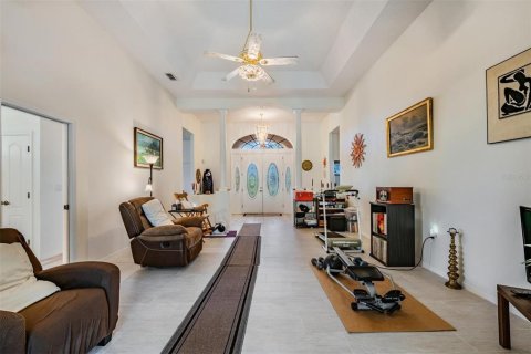 Casa en venta en Spring Hill, Florida, 3 dormitorios, 267.74 m2 № 2105200 - foto 8