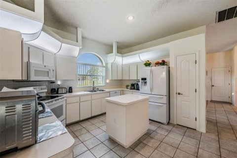 Casa en venta en Spring Hill, Florida, 3 dormitorios, 267.74 m2 № 2105200 - foto 13