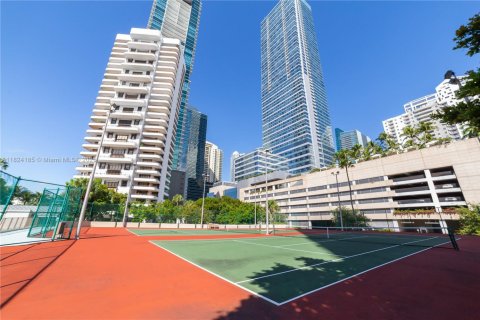 Condo in Miami, Florida, 2 bedrooms  № 1797691 - photo 27
