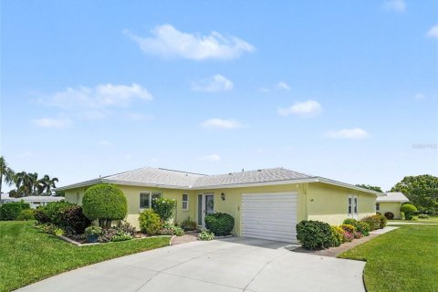 Villa ou maison à Bradenton, Floride 2 chambres, 134.71 m2 № 2377788