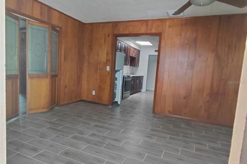 Casa en alquiler en Orlando, Florida, 3 dormitorios, 191.47 m2 № 1895151 - foto 18