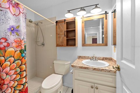 Condo in New Port Richey, Florida, 2 bedrooms  № 1688525 - photo 21