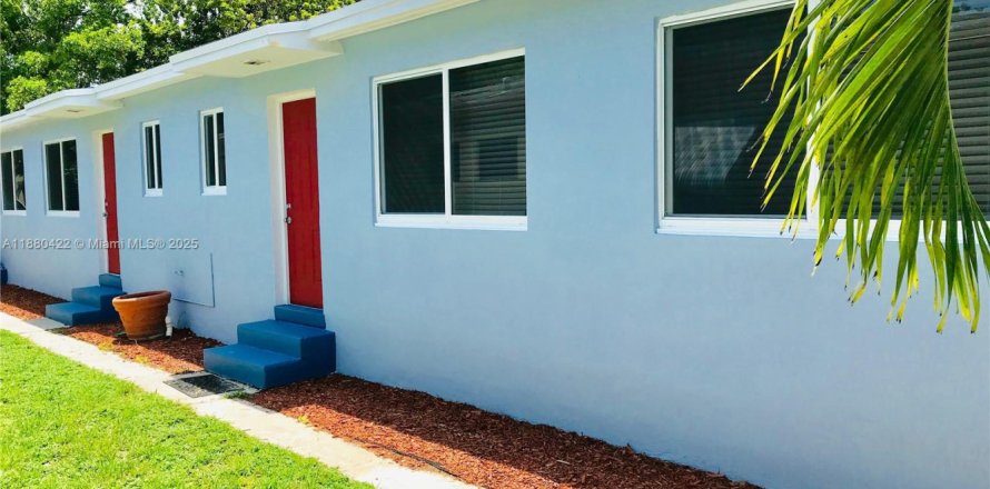 Apartamento en Hollywood, Florida 1 dormitorio, 111.48 m2 № 1924422
