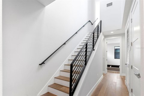 Touwnhouse à louer à Tampa, Floride: 3 chambres, 194.82 m2 № 2396443 - photo 25