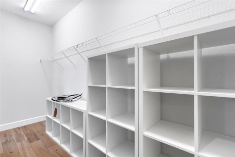 Touwnhouse à louer à Tampa, Floride: 3 chambres, 194.82 m2 № 2396443 - photo 20