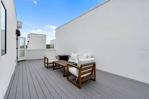 Touwnhouse à louer à Tampa, Floride: 3 chambres, 194.82 m2 № 2396443 - photo 28