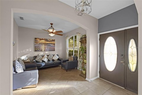 House in Oviedo, Florida 6 bedrooms, 350.52 sq.m. № 1782221 - photo 4