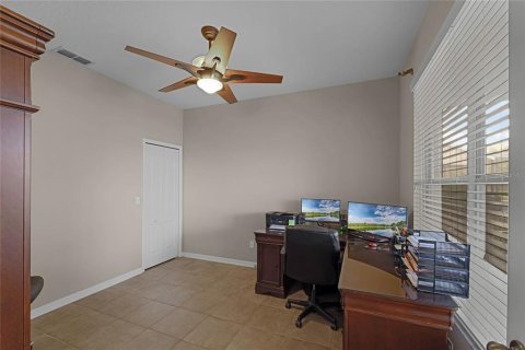 House in Oviedo, Florida 6 bedrooms, 350.52 sq.m. № 1782221 - photo 15