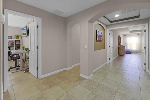 House in Oviedo, Florida 6 bedrooms, 350.52 sq.m. № 1782221 - photo 23