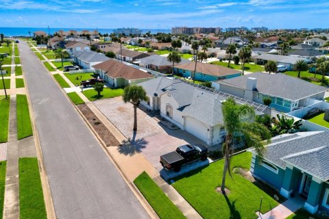 Villa ou maison à Ormond Beach, Floride 3 chambres, 180.42 m2 № 2358593