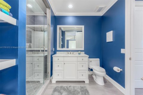 House in St. Lucie, Florida 5 bedrooms, 361.02 sq.m. № 2014806 - photo 9