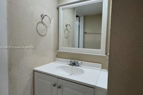 Copropriété à louer à Miami, Floride: 2 chambres, 83.61 m2 № 1948973 - photo 9