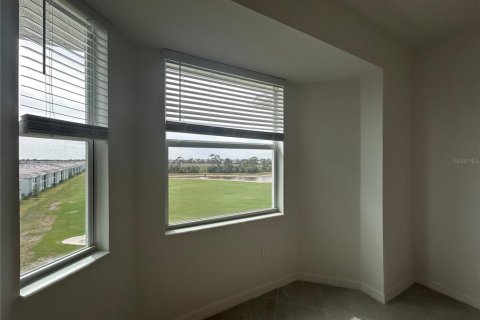 Condo in Venice, Florida, 2 bedrooms in WELLEN PARK  № 1677345 - photo 12