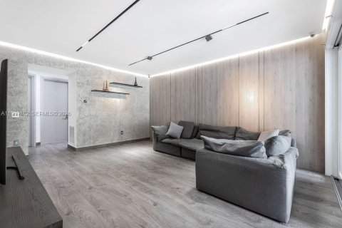 Casa en alquiler en Sunny Isles Beach, Florida, 4 dormitorios, 218.6 m2 № 2030020 - foto 13