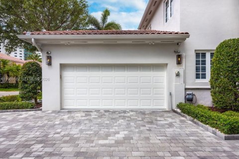 Casa en alquiler en Sunny Isles Beach, Florida, 4 dormitorios, 218.6 m2 № 2030020 - foto 6