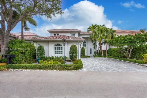 Casa en alquiler en Sunny Isles Beach, Florida, 4 dormitorios, 218.6 m2 № 2030020 - foto 2