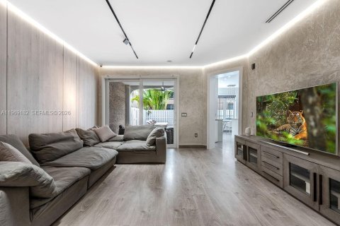 Casa en alquiler en Sunny Isles Beach, Florida, 4 dormitorios, 218.6 m2 № 2030020 - foto 14