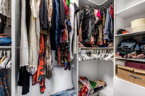 Casa en alquiler en Sunny Isles Beach, Florida, 4 dormitorios, 218.6 m2 № 2030020 - foto 20