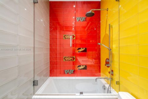 Casa en alquiler en Sunny Isles Beach, Florida, 4 dormitorios, 218.6 m2 № 2030020 - foto 30