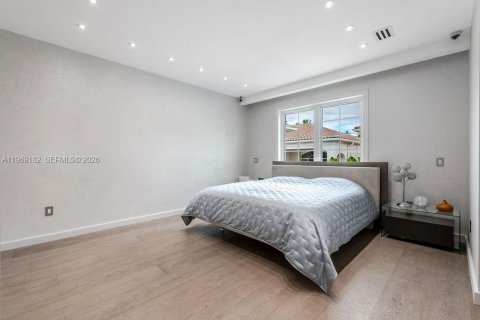 Casa en alquiler en Sunny Isles Beach, Florida, 4 dormitorios, 218.6 m2 № 2030020 - foto 18