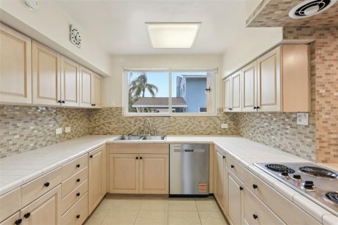 Villa ou maison à vendre à Belleair Beach, Floride: 3 chambres, 222.97 m2 № 1916173 - photo 23