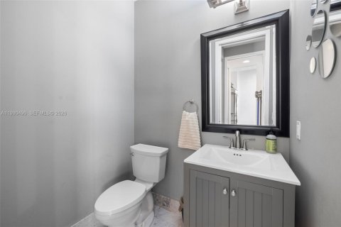 Touwnhouse à vendre à Fort Lauderdale, Floride: 3 chambres, 186.27 m2 № 2057908 - photo 9