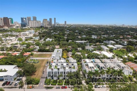 Touwnhouse à vendre à Fort Lauderdale, Floride: 3 chambres, 186.27 m2 № 2057908 - photo 18