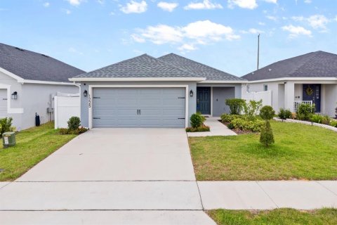 House in Davenport, Florida 3 bedrooms, 139.91 sq.m. № 1912719 - photo 1